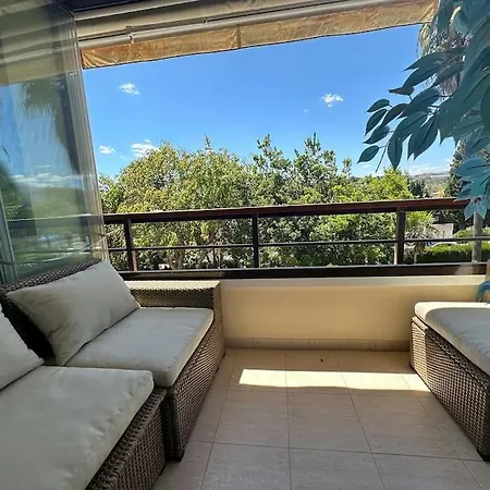 Apartment Location Bonito Piso En Nueva Andalucia